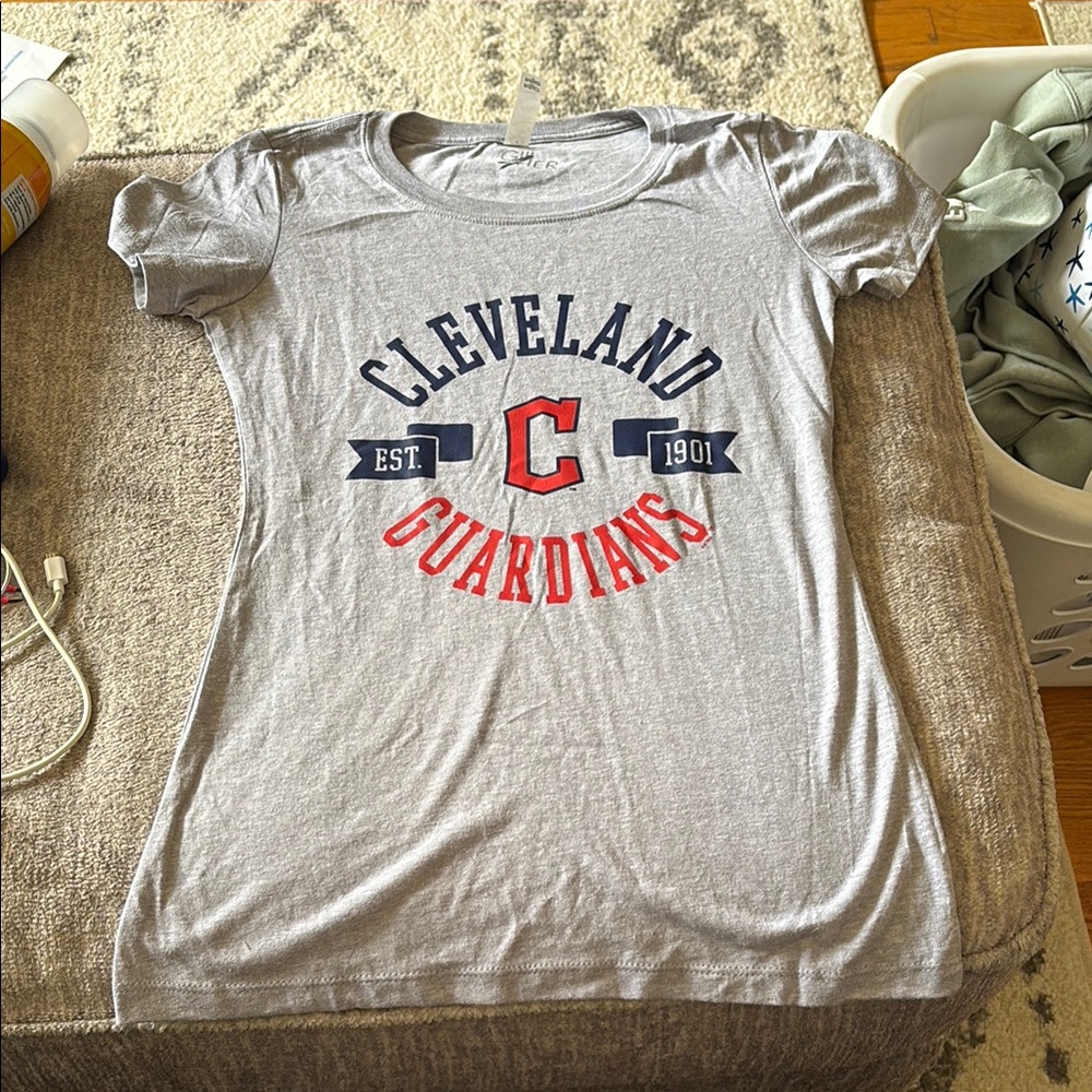 Never worn Cleveland Guardians womans Gray T-Shirt